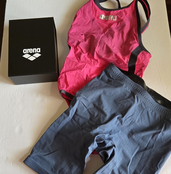 Arena Other - Arena Women's Powerskin Carbon Duo Top And Jammer Swim Tech Suit Gray And Pink